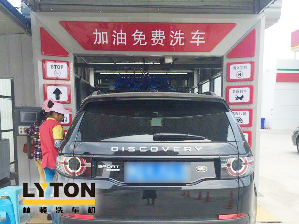 洗車(chē)設備廠(chǎng)家詳解關(guān)于全自動(dòng)洗車(chē)機毛刷傷車(chē)漆、洗車(chē)泡沫是洗滌劑、省水等幾個(gè)誤區